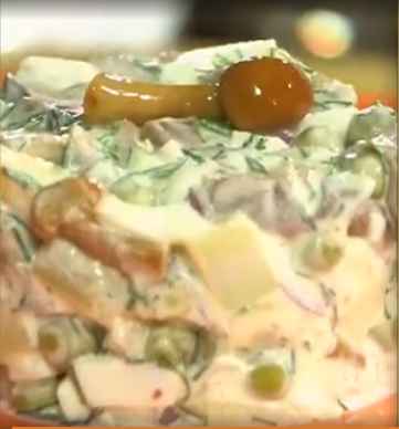 Оливье с маринованными грибами