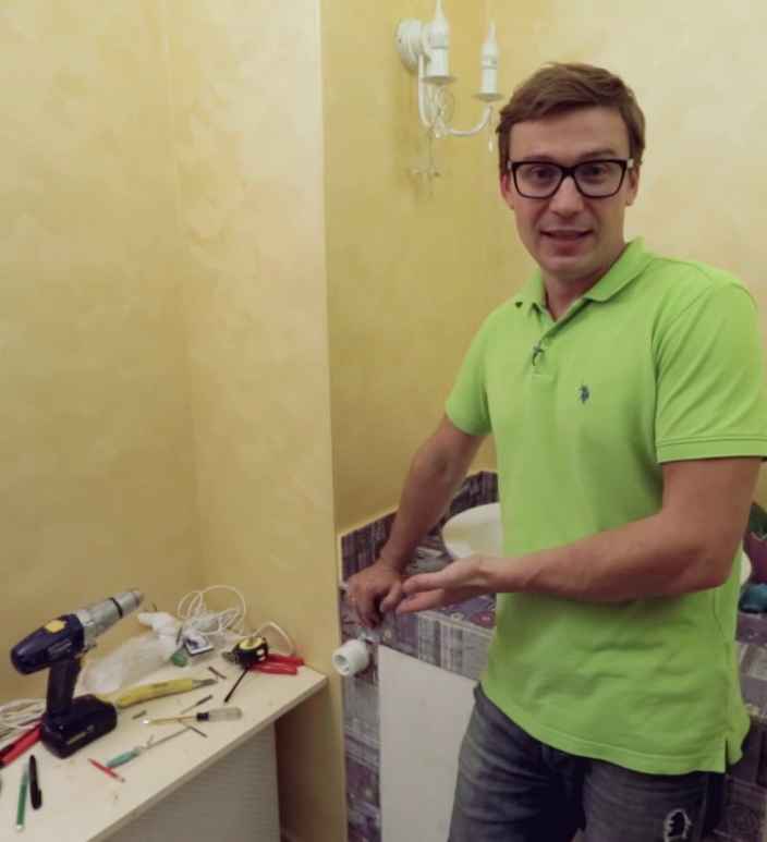 Устанавливаем розетку