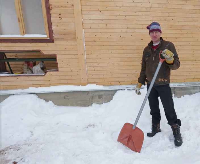 Как утеплить продухи в фундаменте
