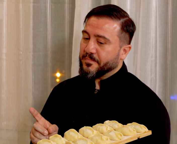 Манты с картофелем и говядиной