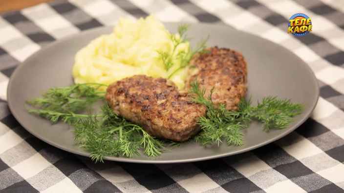 Котлеты из баранины с сыром и зеленью