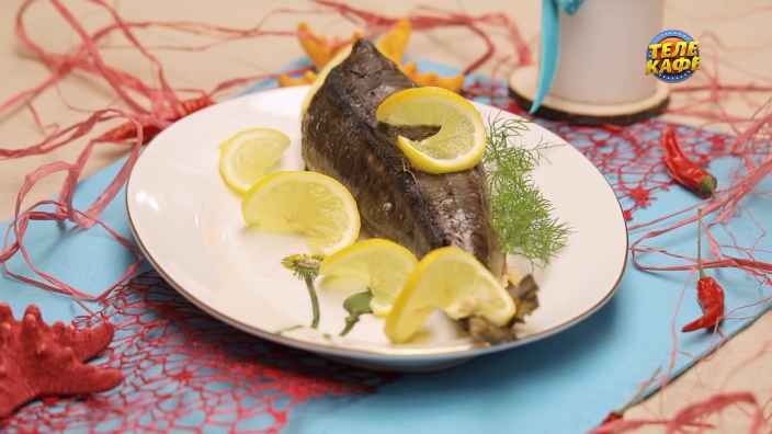 Горбуша, фаршированная рисом и овощами