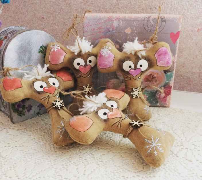 Елочные игрушки